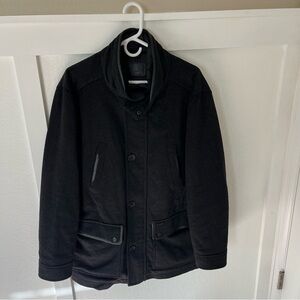 Tumi Men’s Large Wool/Cashmere Blend Coat.